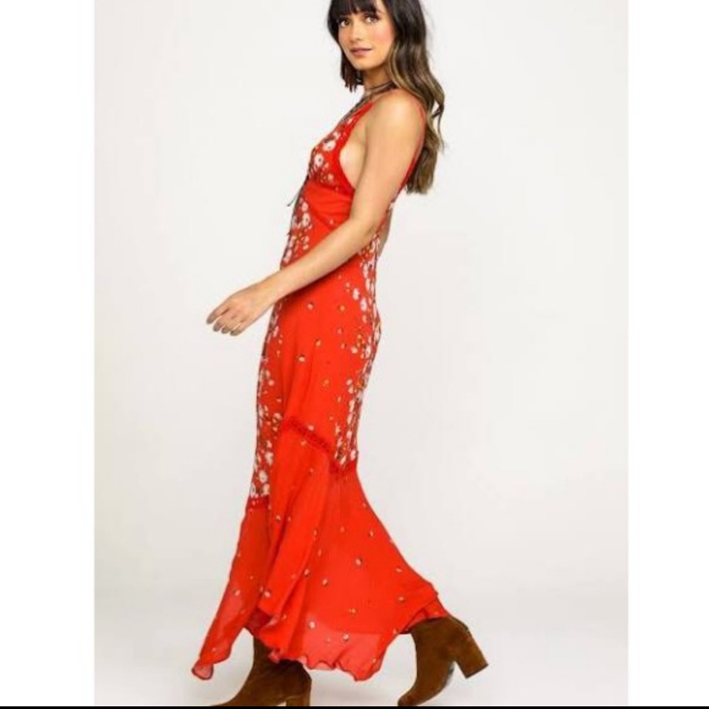 Free People Paradise Print Red Maxi Dress Sm NWT - Picture 2 of 13